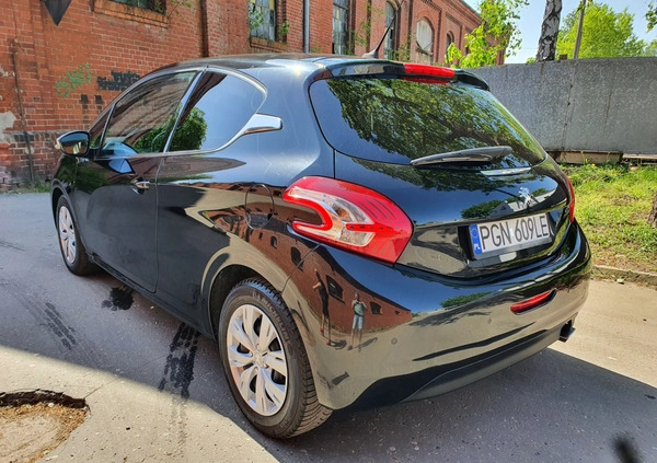 Peugeot 208 cena 24900 przebieg: 146393, rok produkcji 2014 z Mława małe 254